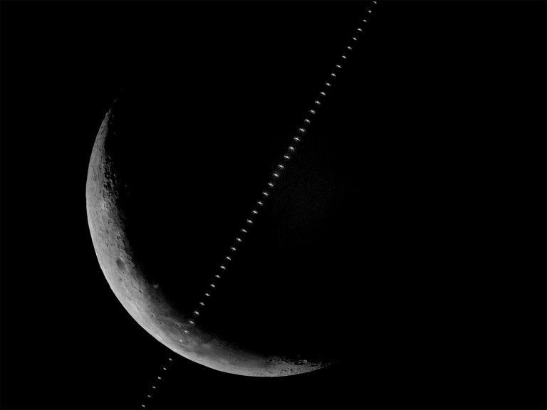 ISS-Transit vor dem Mond